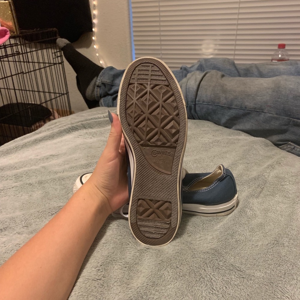 Converse - Picture 2 of 4